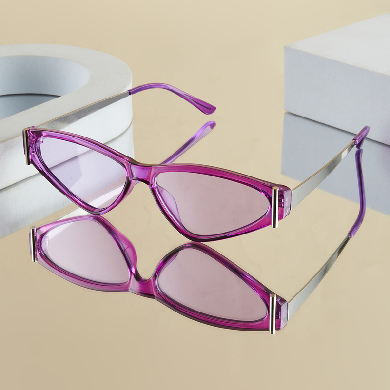Lunettes à la mode pour femmes, 1 pièce, Triangle inversé, rétro, tendance, décontractées, polyvalentes, adaptées aux défilés quotidiens en plein air