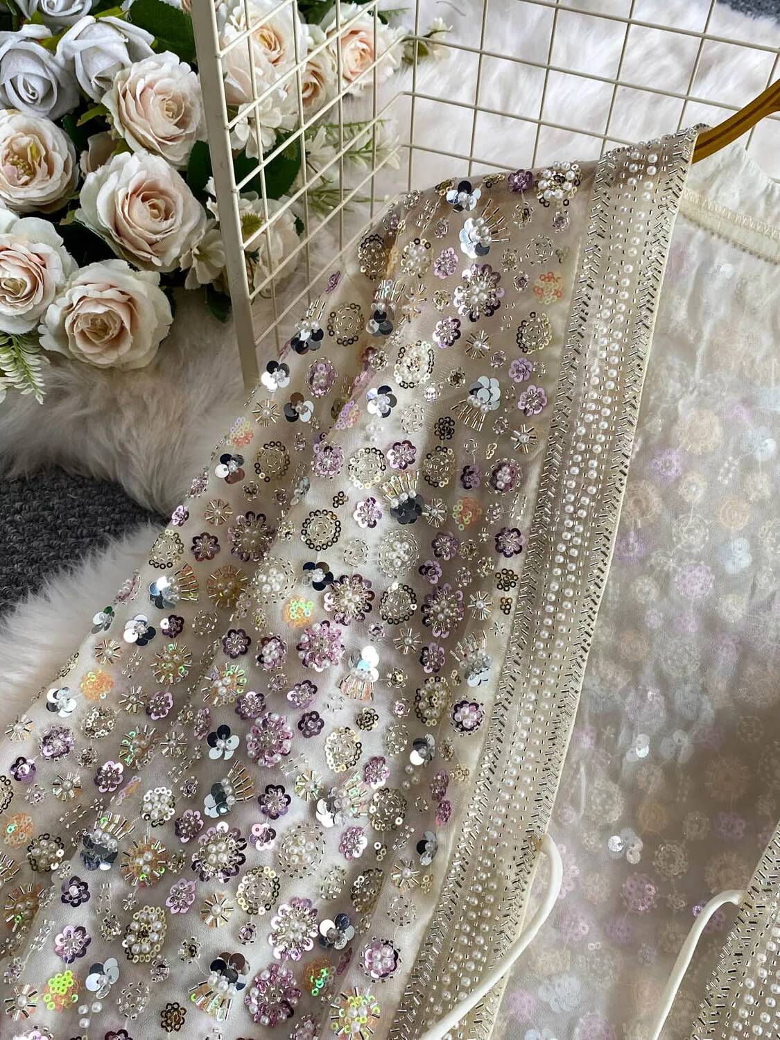 Cardigan vintage brodé de sequins, veste perlée à col en V pour femme, idéal pour les soirées d'automne, collection début de saison