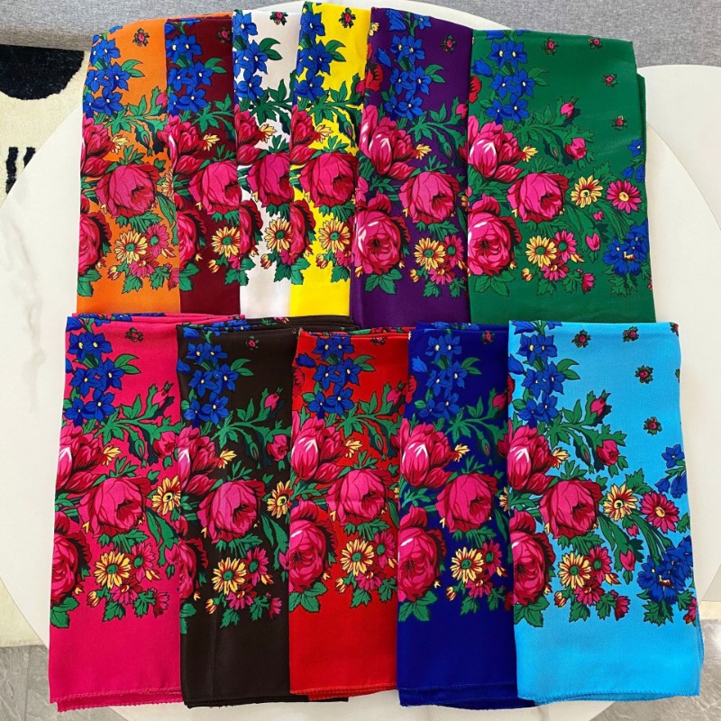 Double sergé populaire confortable valeur vente chaude foulard en soie 70 cm coton carré loisirs châle écharpe pour femmes foulard
