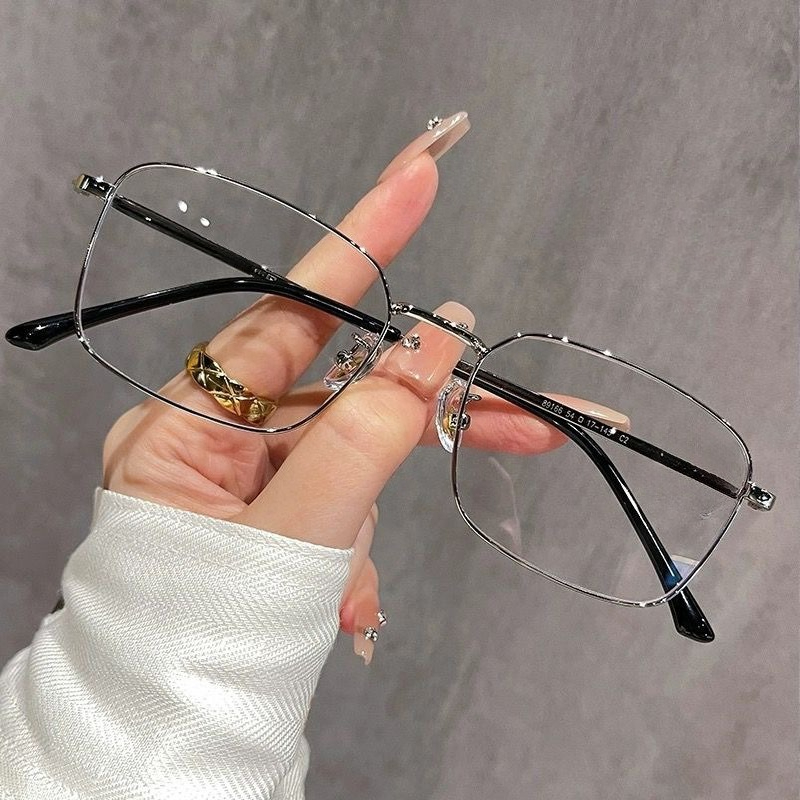 Lunettes de myopie carrées Vintage pour femmes et hommes, Anti-lumière bleue, vue de près, monture métallique de luxe, lunettes de vue