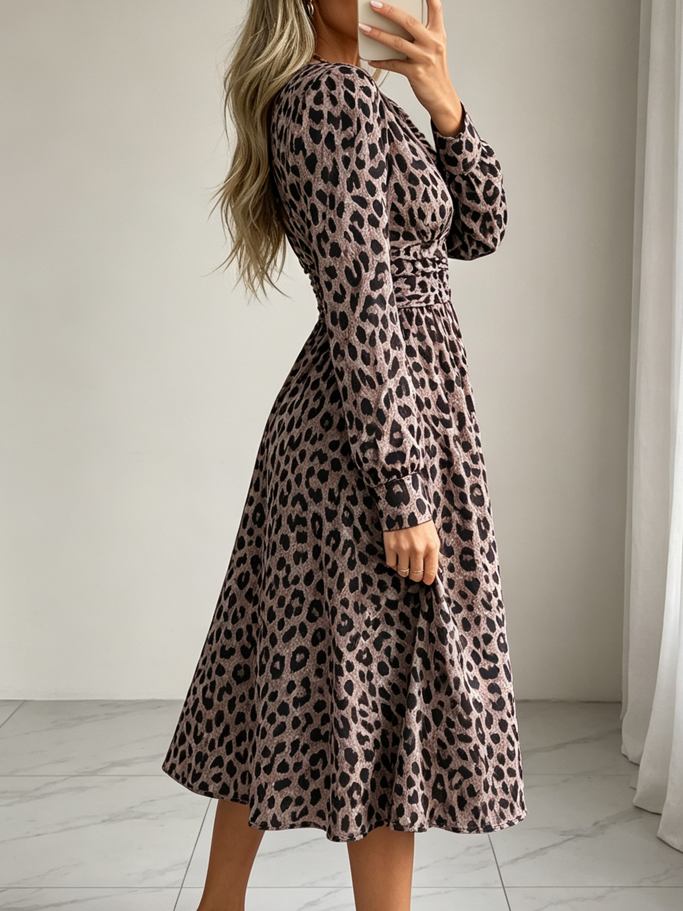 Robe midi à imprimé léopard pour femme, manches longues, col en V, élégante, polyvalente, tissée, toutes saisons, pour le travail, les fêtes