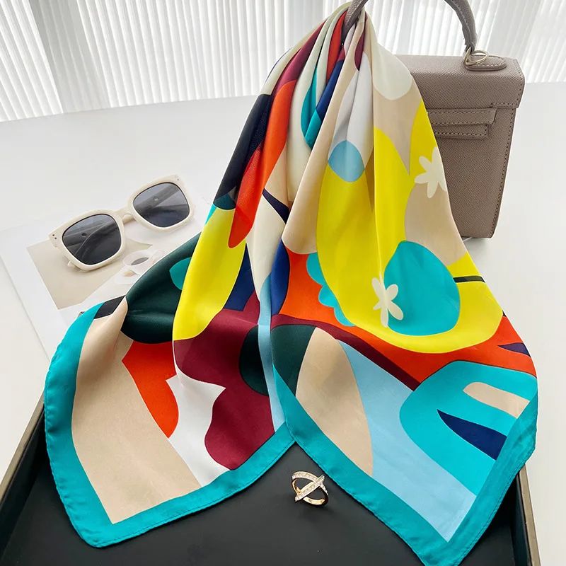 2025 mode marque de luxe 70 cm foulard carré en soie femmes Satin châle enveloppement Hijab Echarpe cou cravate femme cheveux Bandana foulard