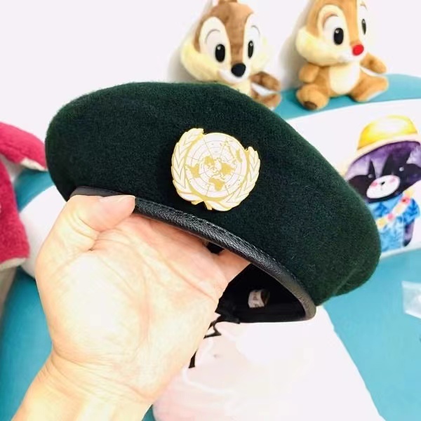 UN BLUE BERET-Casquette de la Force de maintien de la paix des Nations Unies, chapeau avec insigne de l'ONU, accessoire de costume de cosplay de jeu souvenir de calopsitte