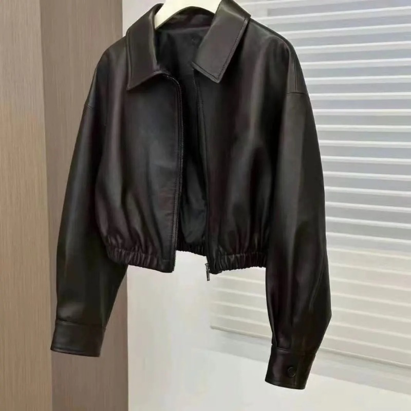 Manteau en cuir pour femmes Printemps Automne 2026 Col carré Court Femme Faux PU Vêtement d'extérieur Design tendance Mode Veste courte pour femmes