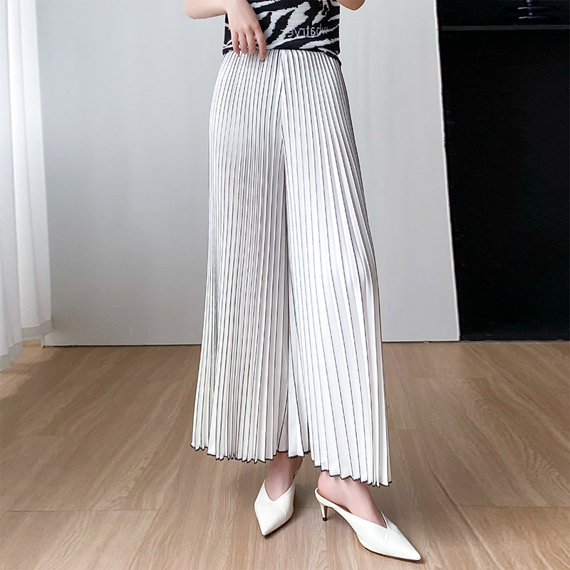 Pantalon jupe à jambes larges pour femmes, confortable, à la mode, décontracté, haut de gamme, simple, ample, été 2025, nouveau design plissé