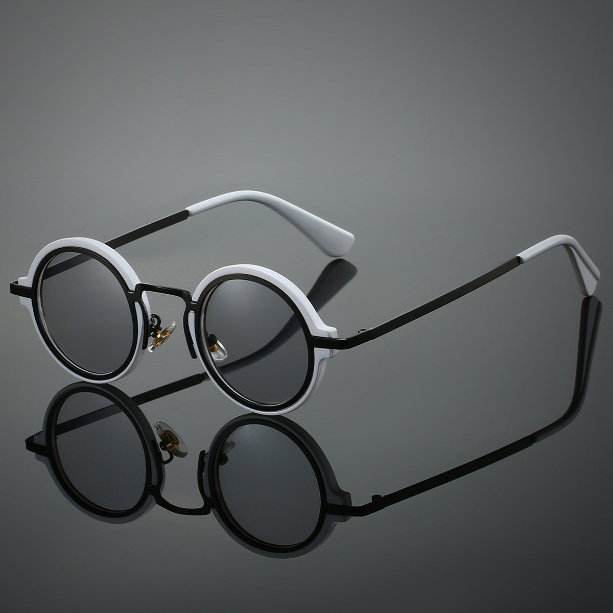 Punk Vintage lunettes de soleil rondes hommes nouvelle mode Punk dégradé décor nuances femmes à la mode marque de luxe Design lunettes de soleil en plein air