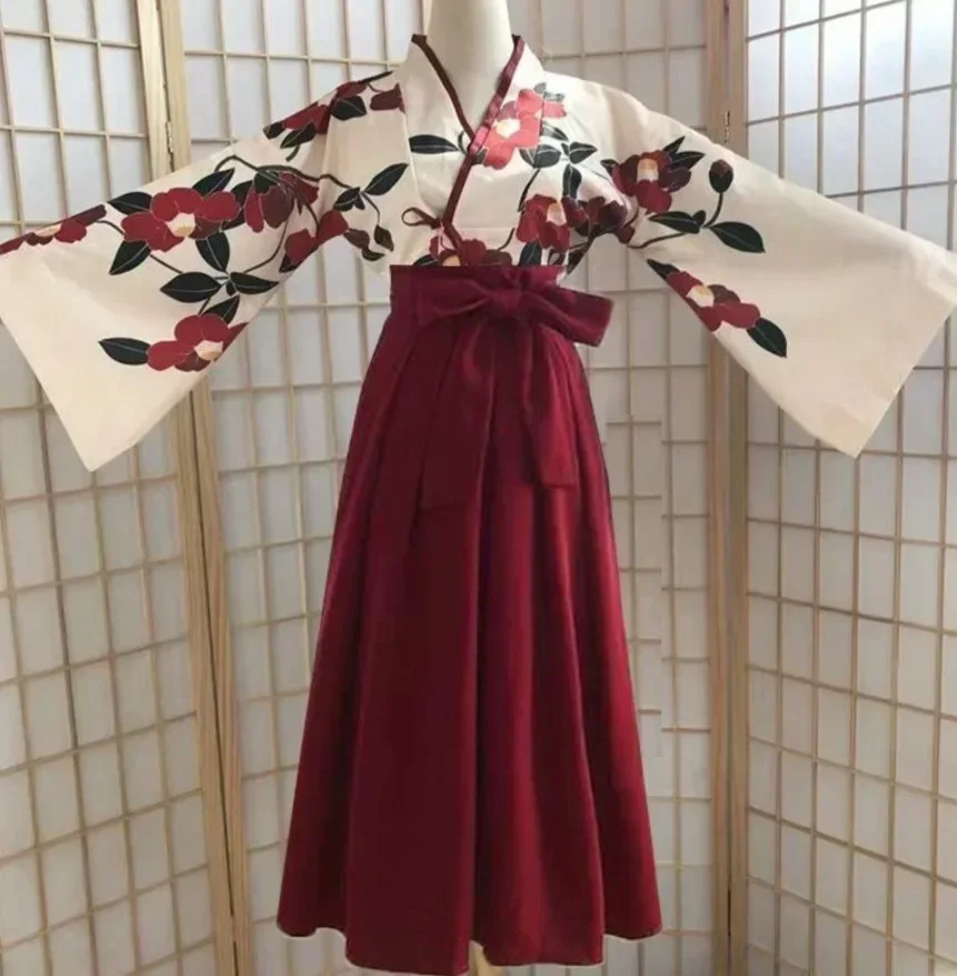 2025HalloweenKimono Sakura Fille Style Japonais Imprimé Floral Robe Vintage Femme Oriental Camélia Amour Costume Haori Yukata Asie