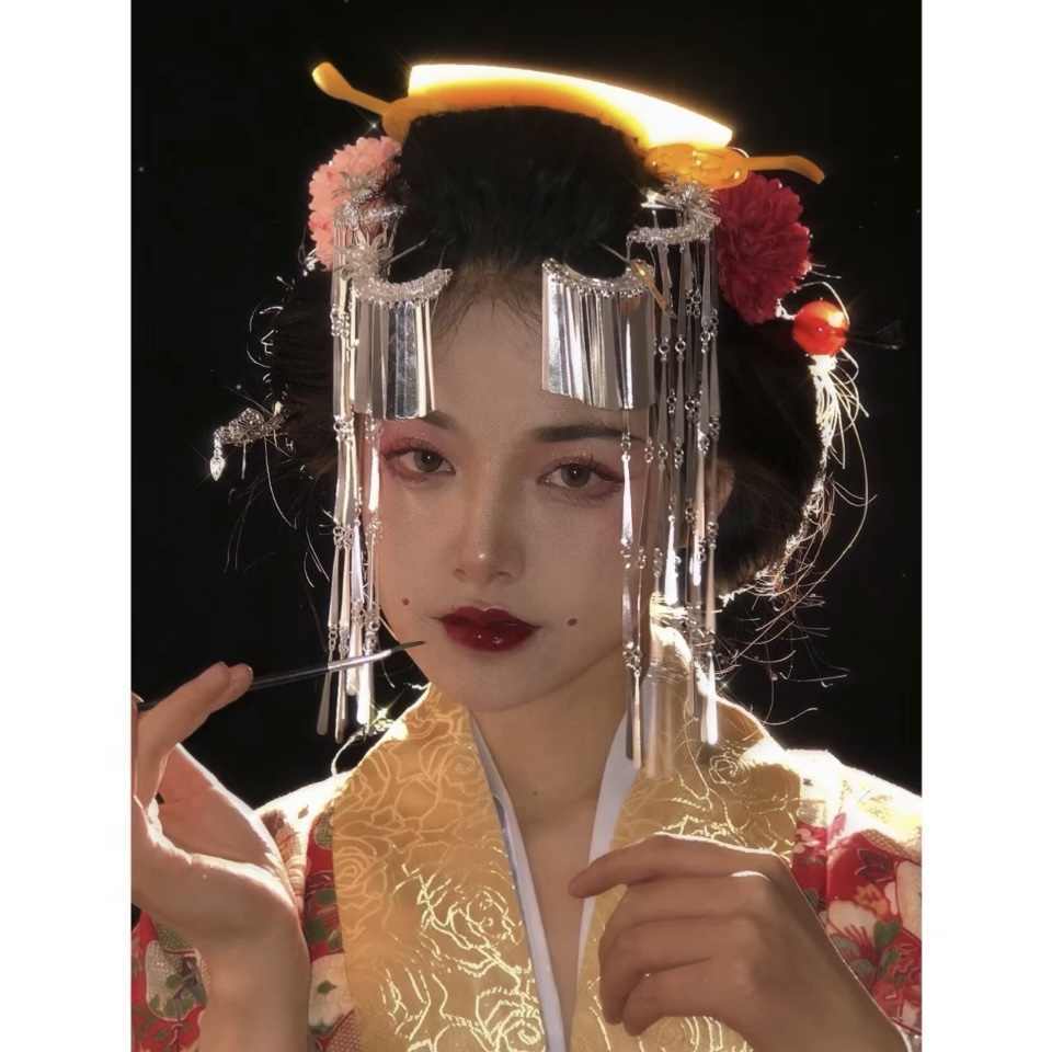 Épingle à cheveux Geisha japonaise, longs pompons argentés, pour femmes, beau couvre-chef de mariée, accessoire de Cosplay kimono