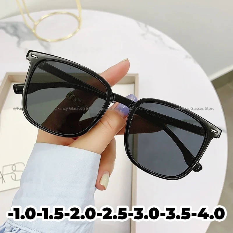 Lunettes de soleil anti-UV pour femmes, style vintage, pour voyages et vacances, unisexe, pour hommes et femmes, lunettes de vue carrées pour myopes