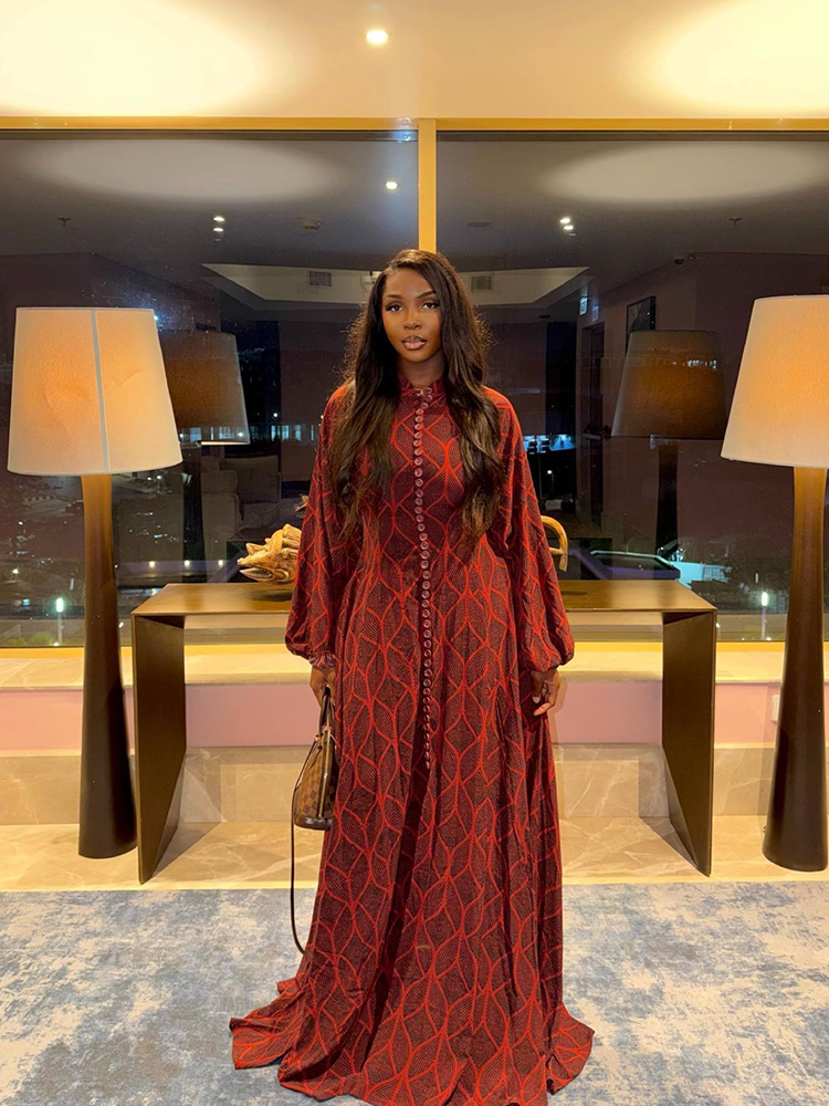 Robe longue élégante pour femme à manches longues, style ethnique africain, avec boutons décoratifs, longueur ras du sol, pour soirée, vente en gros