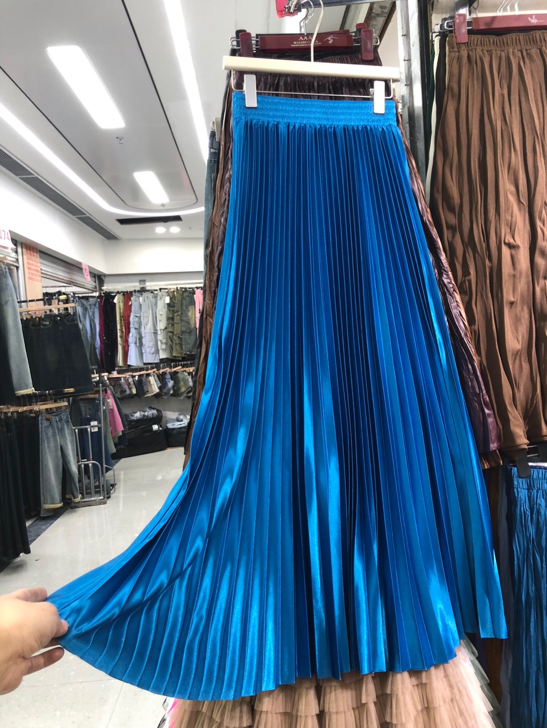 TingYiLi-Jupe longue plissée pour femme, taille haute, vintage, brillante, dorée, argentée, bleue, verte, rouge, droite, 100cm, printemps été