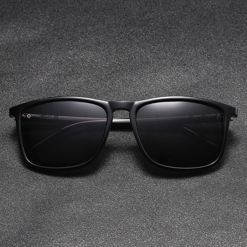 Hommes de luxe lunettes de soleil mode Vintage carré Ultra léger TR90 cadre conduite pêche lunettes de soleil pour homme UV400 lunettes