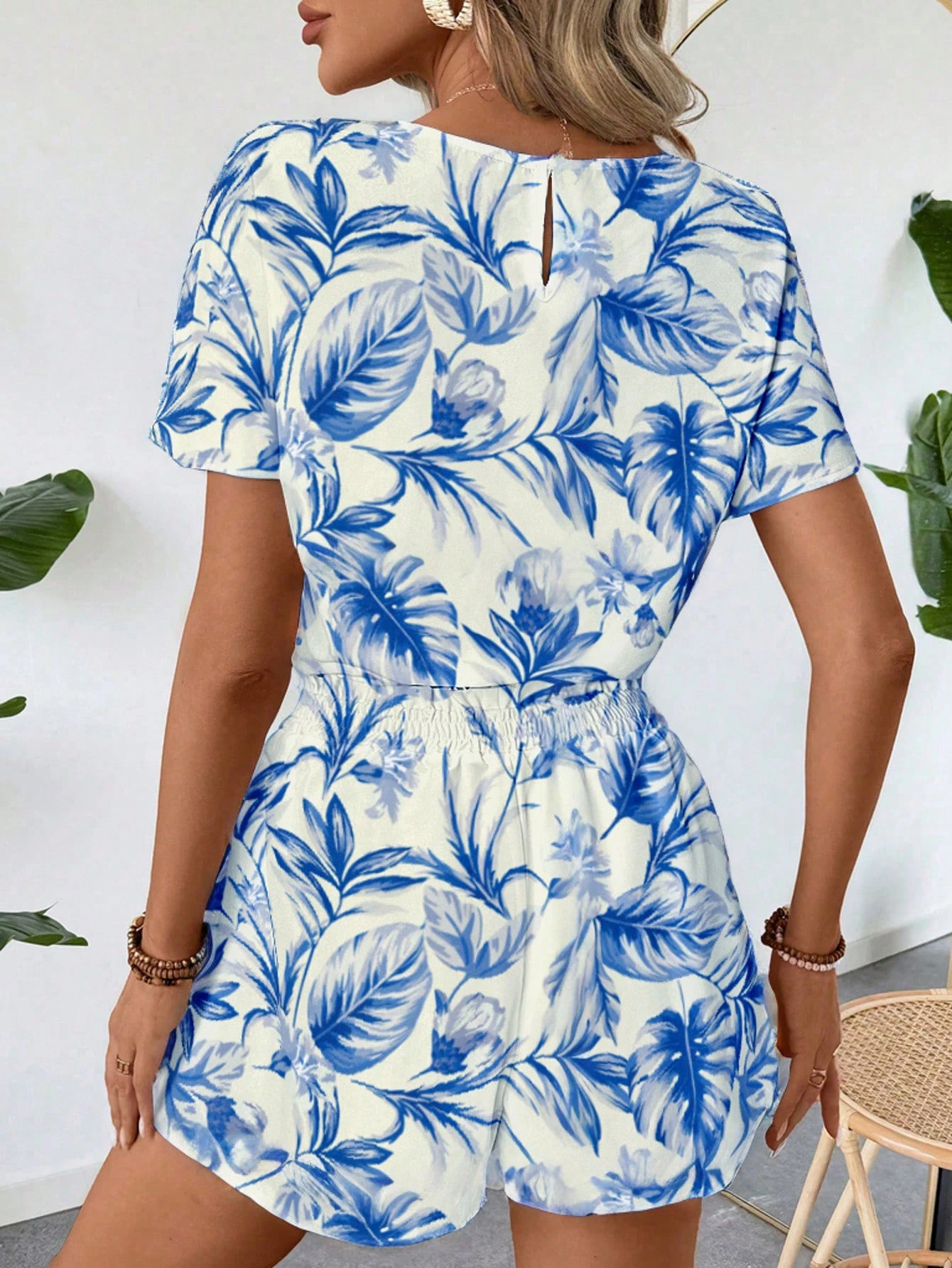 Ensemble deux pièces pour femmes - Haut imprimé à motif de feuilles décontracté printemps-été + ensemble short