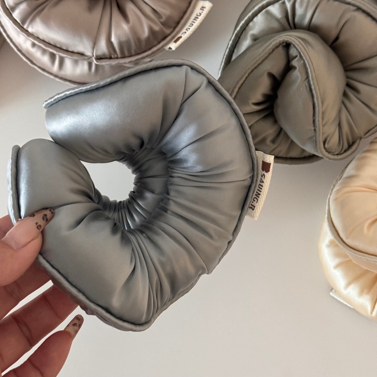 Chouchous élastiques en soie pour femmes et filles, accessoires capillaires pour dormir, outil de coiffure, bouclage sans chaleur