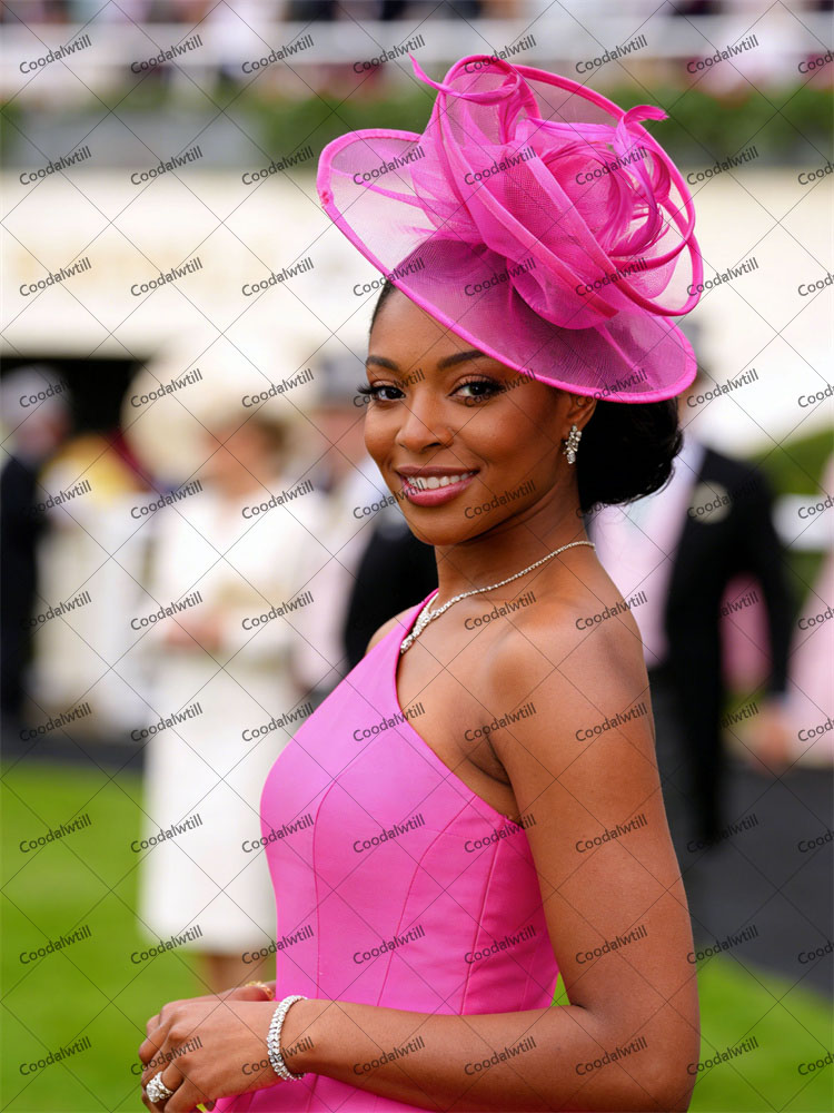 Mariage maille voiles Fascinator chapeau mariée plume course cheveux accessoires dames Banquet fête pilulier Fascinator chapeau bandeau