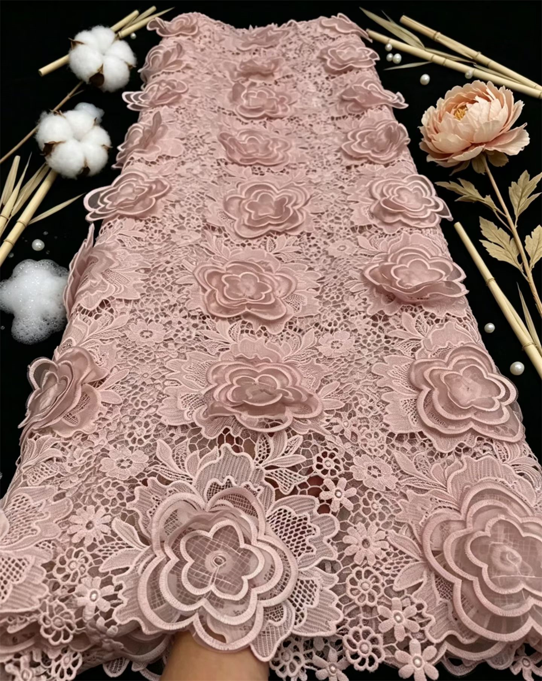 Tissus de dentelle nigériens 2026 – Dentelle africaine de haute qualité, dentelle en soie de lait, dentelle guipure, dentelle cordonnée pour la confection de robes de soirée