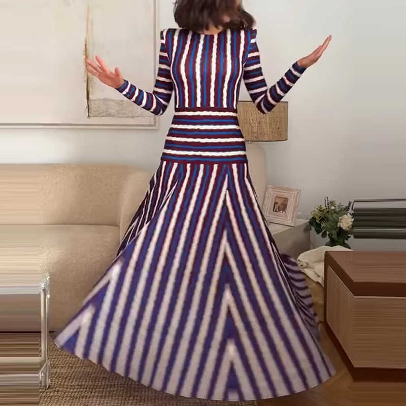 Robe longue à taille haute pour l'automne, à rayures vintage imprimées, style bohème, élégante, col rond, manches longues, pour femmes, idéale pour les vacances.