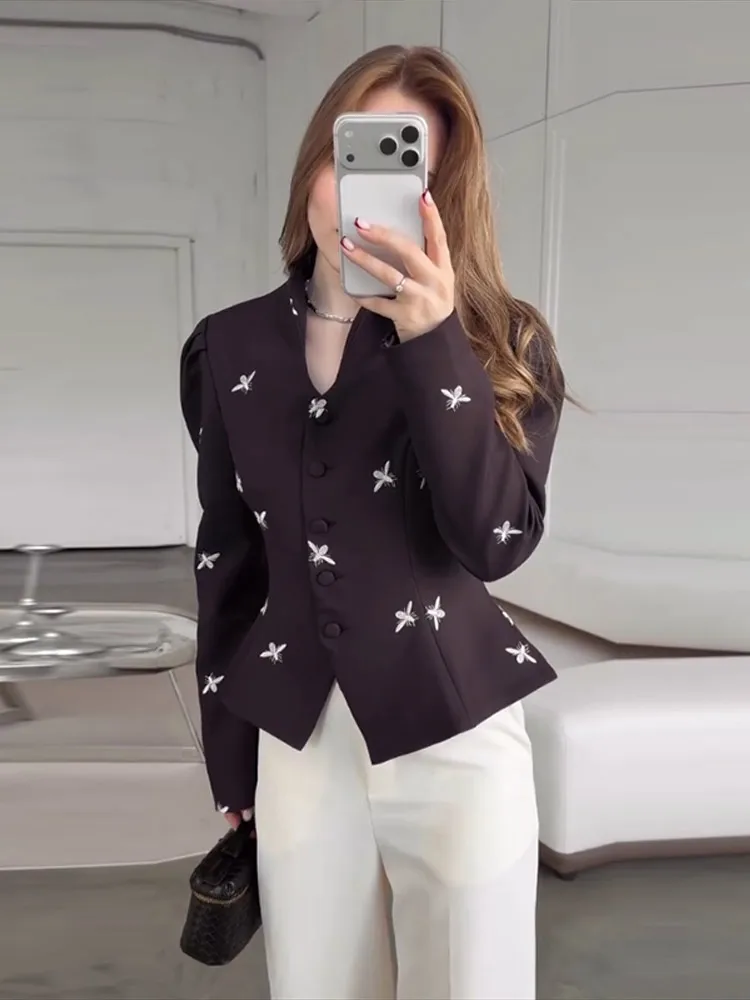 Manteau Urbain Brodé pour Femme, Manches Bouffantes, Boutonné, Col en V, Coupe Ajustée, Mode Automne 2026, Haut de Rue Féminin pour le Quotidien