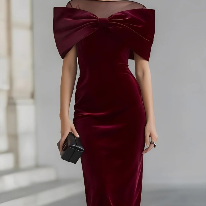 Robe de soirée élégante en velours uni avec fente, style sexy, épaules dénudées, manches cape en maille, coupe ajustée pour femme
