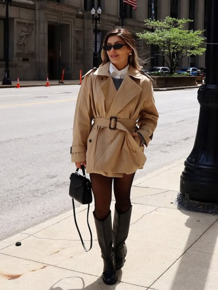Manteau trench court kaki pour femme, avec épaulettes, double revers, ceinture à la taille, poignets amples, poches à boucle, veste décontractée