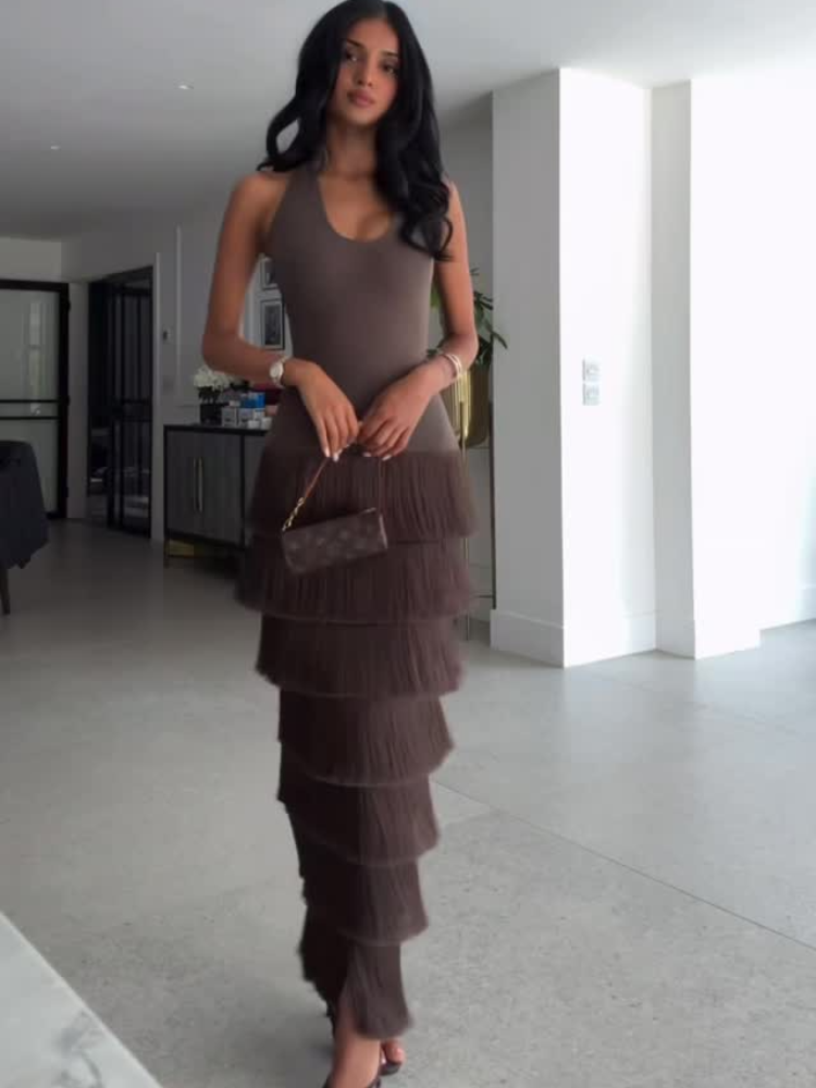 Robe longue moulante sexy à franges et patchwork pour femme, élégante, col en U, sans manches, dos nu, collection été 2026, idéale pour les soirées