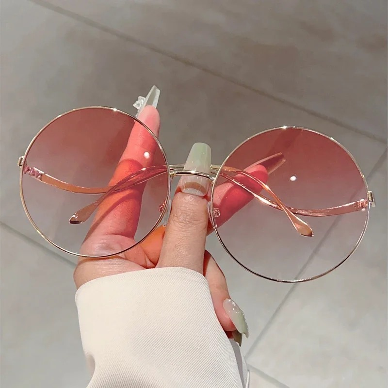 Lunettes de soleil rondes surdimensionnées pour femmes, nouvelle mode vintage, verres dégradés, rétro, tendance, design luxueux et élégant