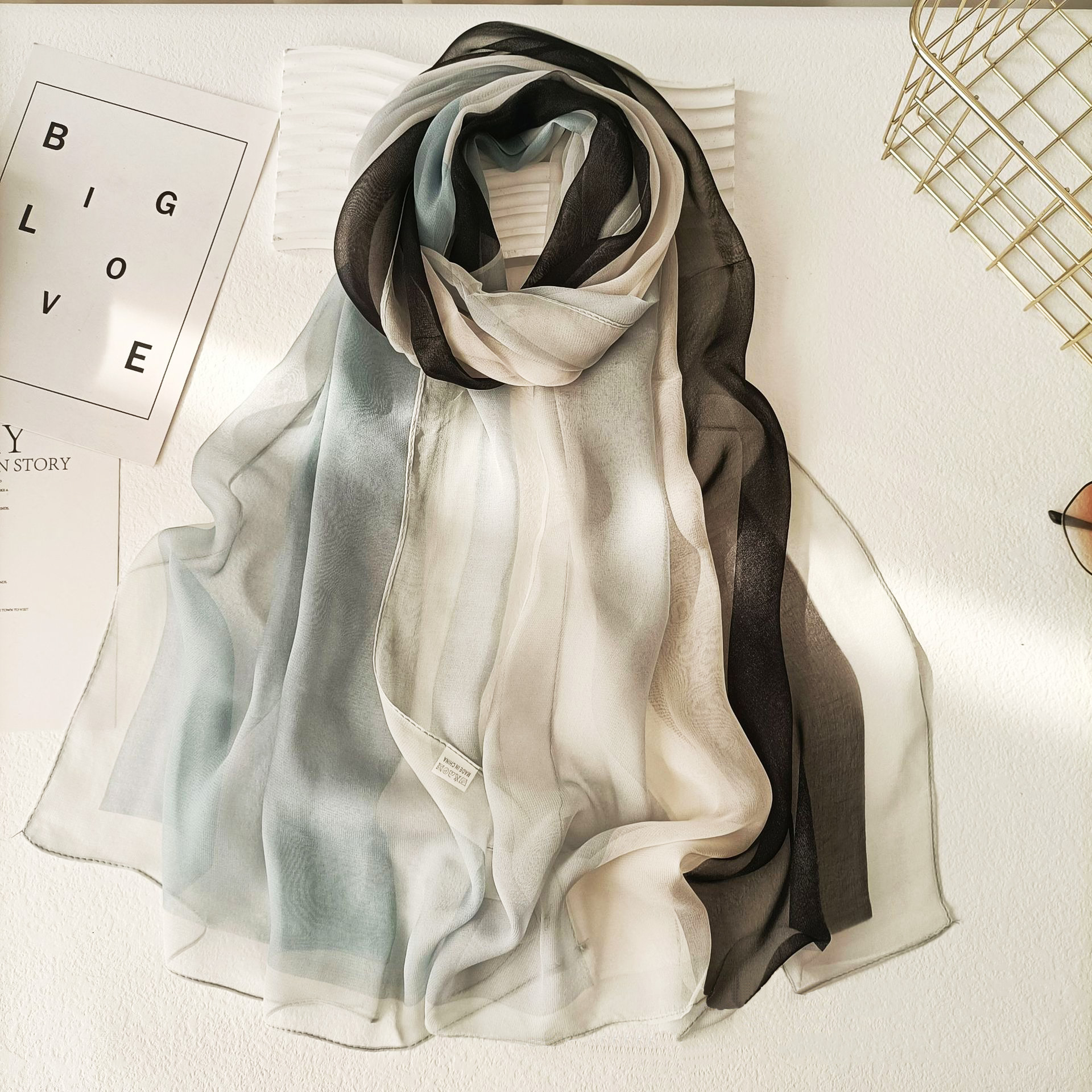 Foulards longs en mousseline de soie pour femmes, écharpes de plage, crème solaire, Georgette soyeuse, écharpe d'impression dégradée, châles Hijab fins et doux, 160x50cm