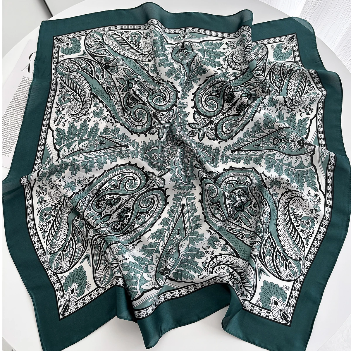 Foulard en Satin imprimé Floral pour femmes, 70cm, Design de luxe, cravate au cou, cheveux, main, poignet, châle, Hijab, Bandana, nouveau