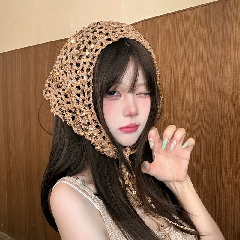 Foulard triangulaire ajouré en tricot à paillettes brillantes, style bandana, foulard de cou tendance, châle ajouré léger, bandeau quotidien, ceintures