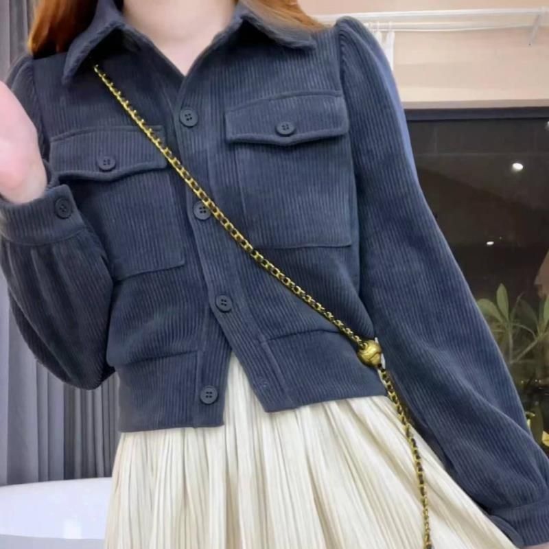 Veste en velours côtelé kaki rétro épaisse pour femme, nouvelle collection automne-hiver, coupe courte et ample, manches longues, style cardigan