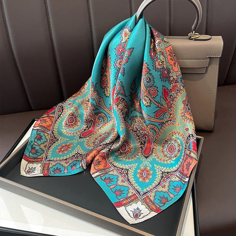 Group écharpe injSquare pour femmes, chaîne de conception, ruban de cheveux, marque de luxe, bande de sauna, châle pour dames, cou, utilitaire, présidence, foulard, bandana de poignet, 100%