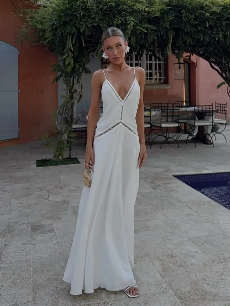 Robe longue fluide bohème pour femme à fines bretelles, col en V profond, taille évidée, style décontracté et élégant, idéale pour la plage, nouvelle collection 2026