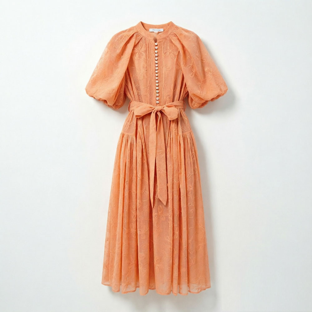 Robe longue bohème vintage brodée florale pour femme, col montant, manches bouffantes, taille haute à lacets, coupe ample et décontractée, élégante