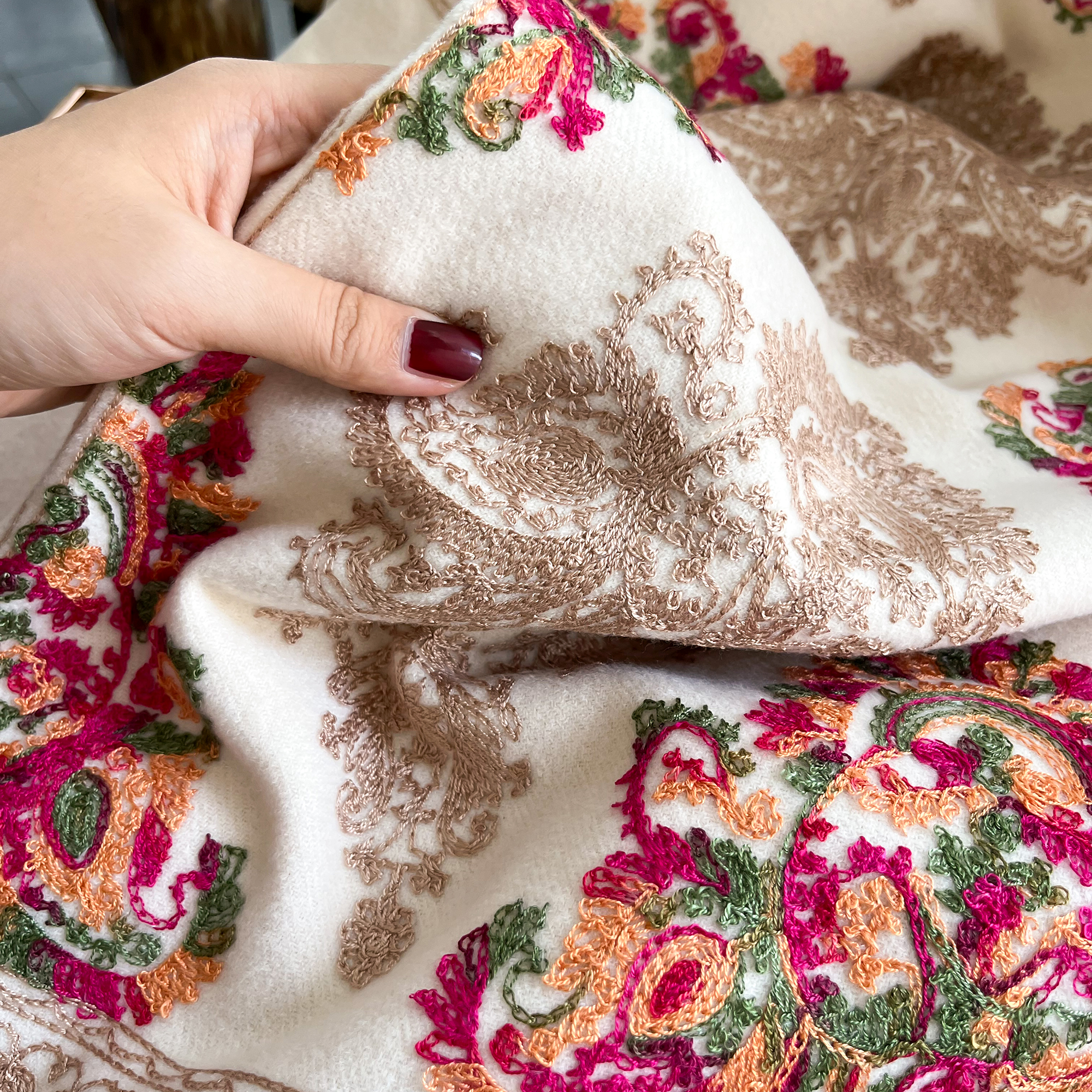 Écharpe chaude en cachemire pour femmes, couverture Pashmina brodée, châle épais, foulard à la mode, Bufanda, Poncho, hiver