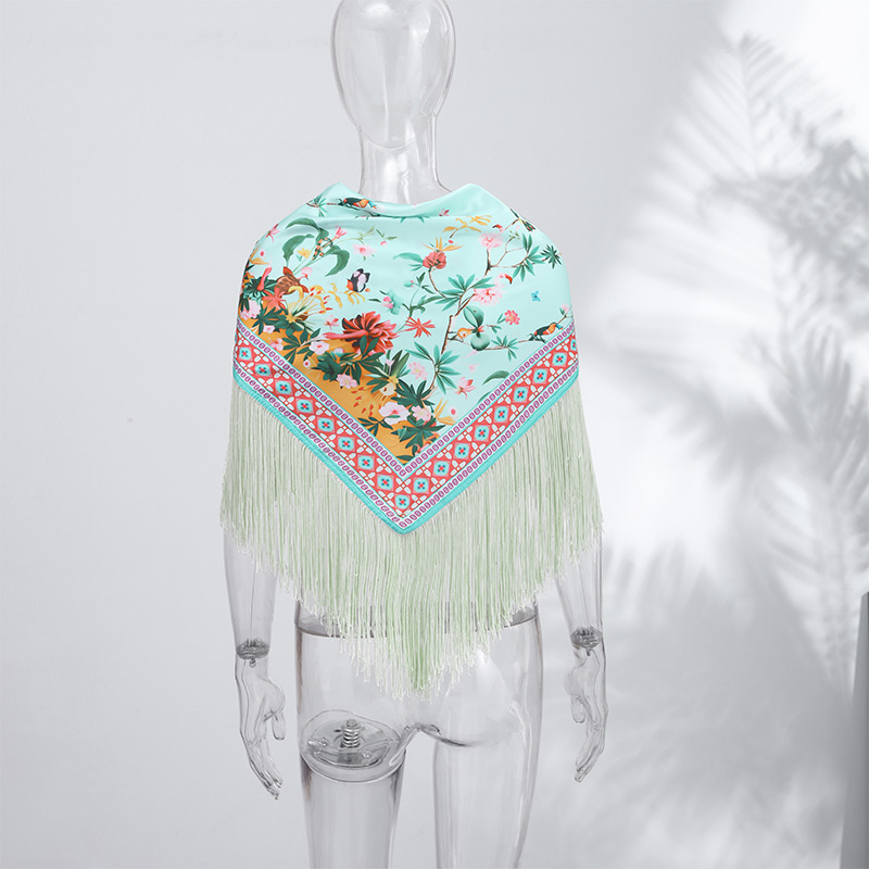 Écharpe carrée tendance pour femme avec pompons, motif floral chic, passe-partout, franges, style urbain, nouvelle collection printemps 2026, vintage
