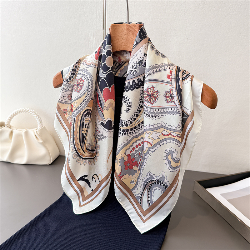 Écharpe carrée haut de gamme en soie imprimée style équestre rétro, foulard, châle, cache-oreilles, écharpe en soie
