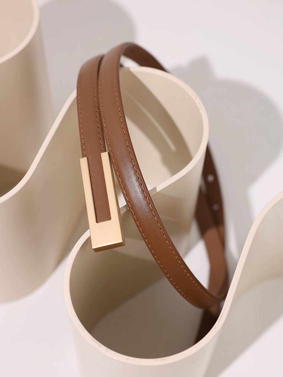 Ceinture fine en cuir véritable pour femme, peau de vache, métal doré, noir, blanc, jeans féminins, accessoires vestisens, environnement maigre, mode