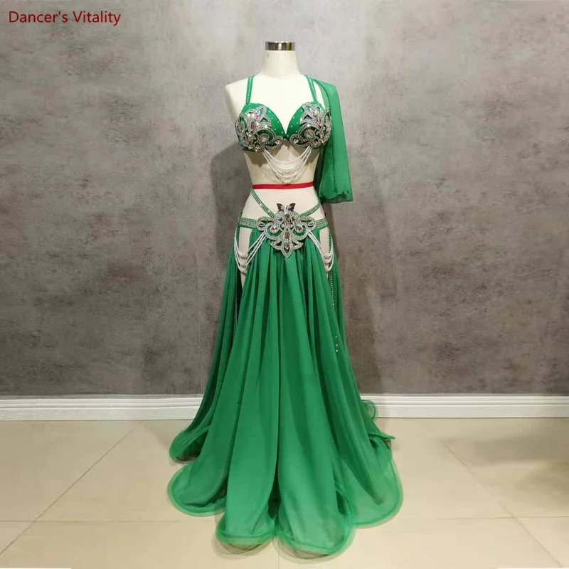 Ensemble de costumes de danse du ventre pour femmes, idéal pour les compétitions et les spectacles de danse orientale, tenue de danse du ventre, costume de danse orientale, tenue orientale personnalisable.