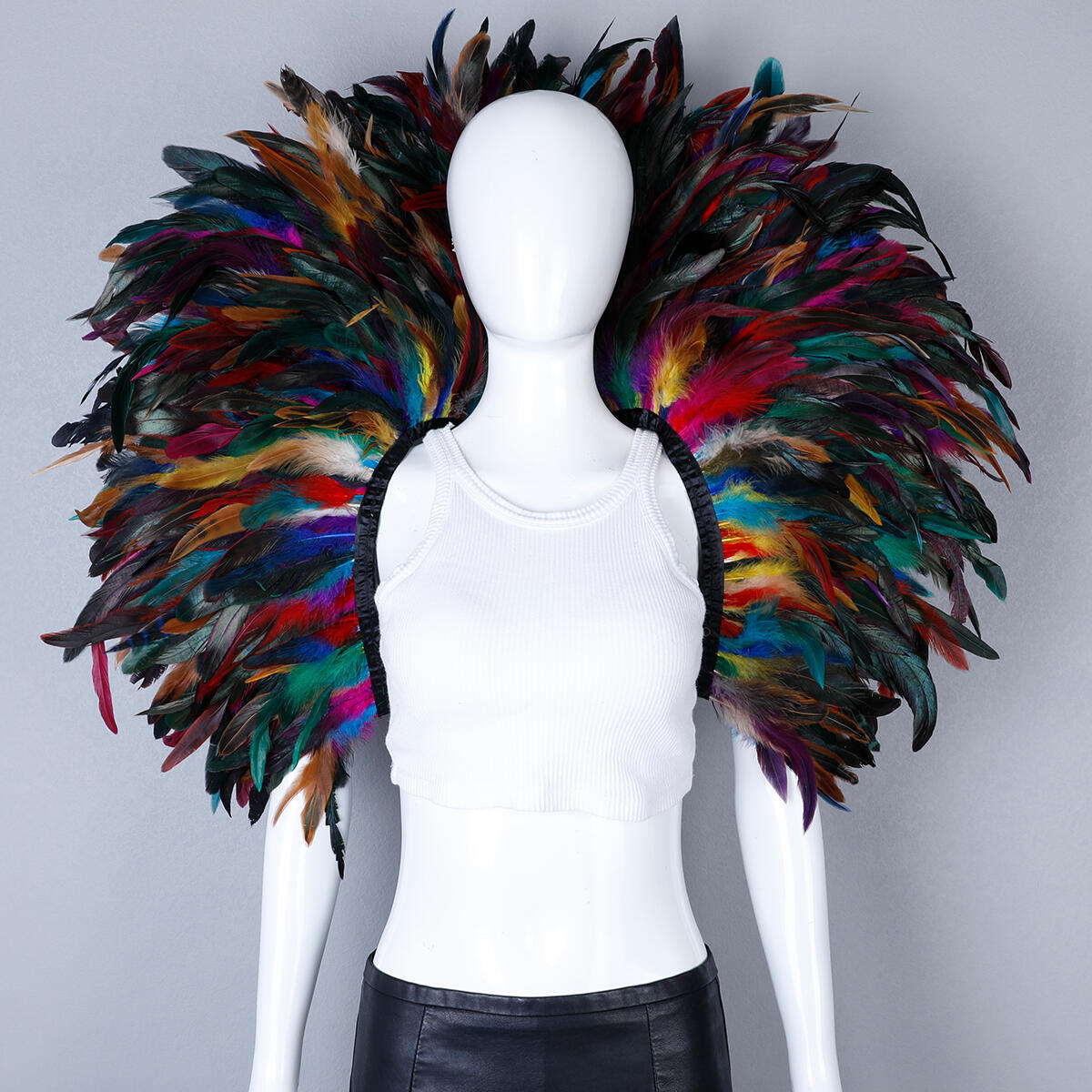 Écharpe de plumes de luxe Cosplay Designer Punk Halloween Carnaval Bal masqué Accessoire de fête Vêtements élégants pour les occasions festives