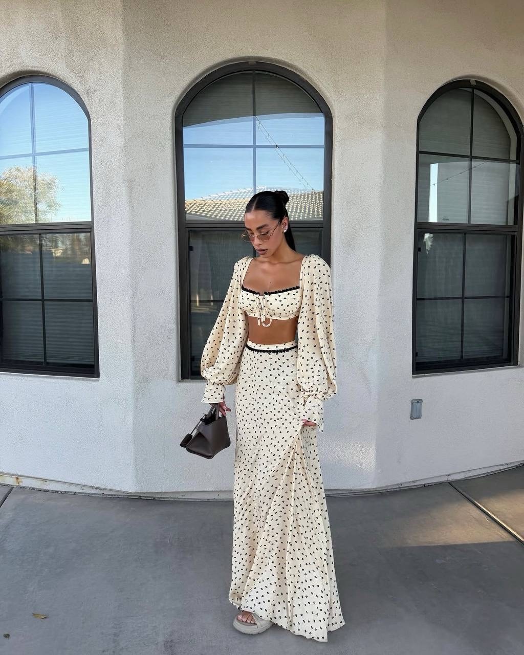 Ensemble jupe et débardeur sexy à pois pour femme, hauts à manches longues lanternes et jupes trompette évasées, tenue de plage printemps-été 2026