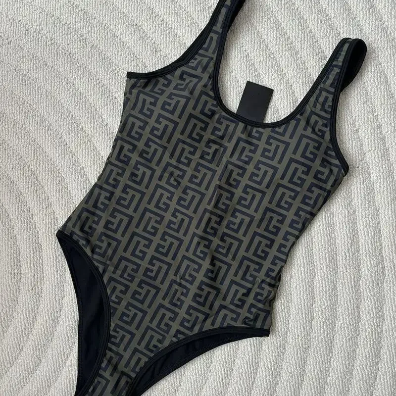 Ensemble de maillot de bain deux pièces pour femme, tendance plage décontractée 2026, sexy, dos nu, à col licou, imprimé, effet push-up pour petite poitrine et amincissant.