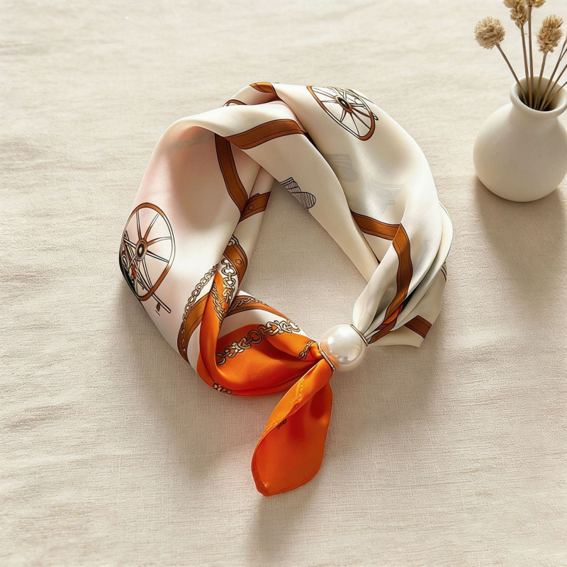 Foulard de mode en soie avec chaîne de cou à boucle, pendentif magnétique fin en perles, foulard de tête, foulards femme de marque