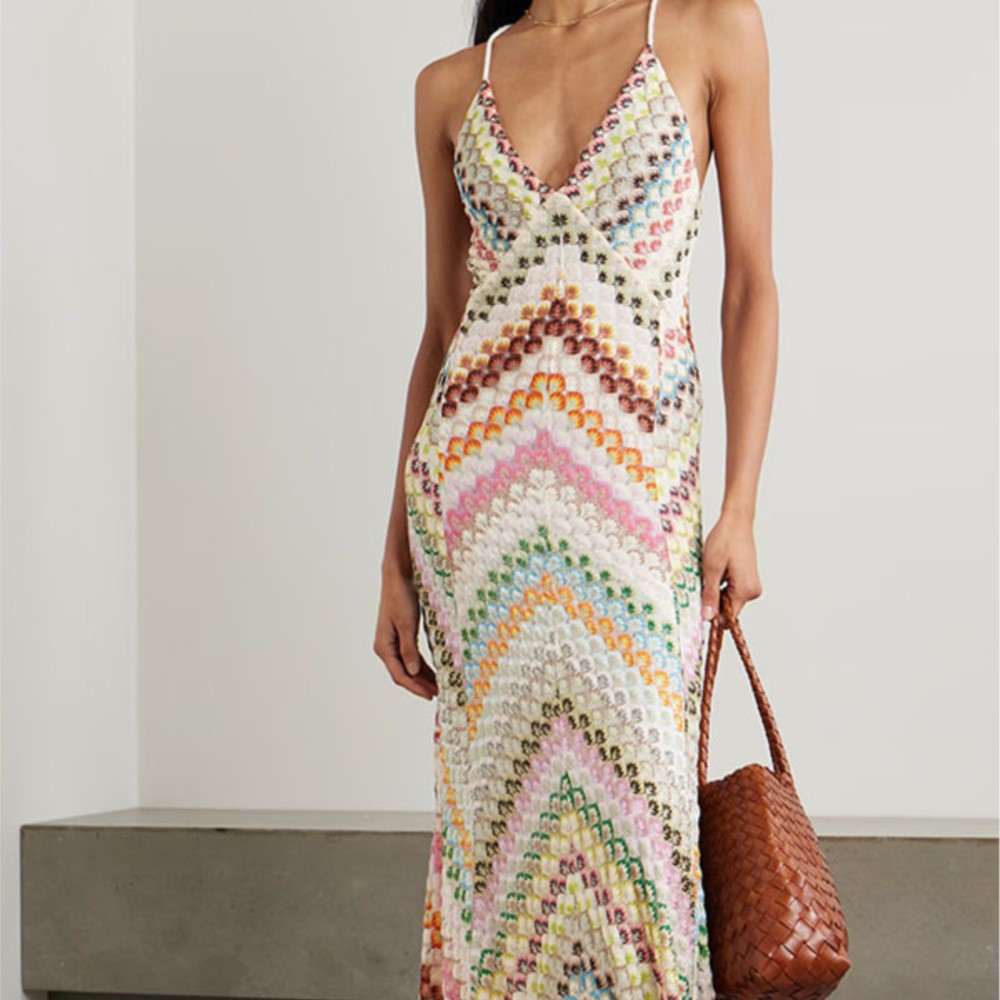 Nouvelle robe sexy printemps-été avec couleur contrastée, sans bretelles, sans manches, dos nu, taille haute, élégante, col en V, longues robes