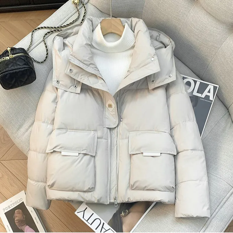 Veste Chic rembourrée en coton pour femme, pardessus court coréen à capuche, Parka épaisse et chaude, ample, à la mode, nouvelle collection hiver 2026