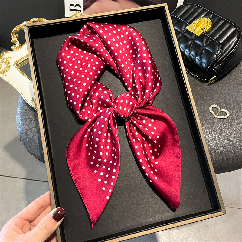 Écharpe de luxe en imitation soie à imprimé pois, châle haut de gamme, petit foulard carré polyvalent, foulard pour la tête, écharpe pour femme