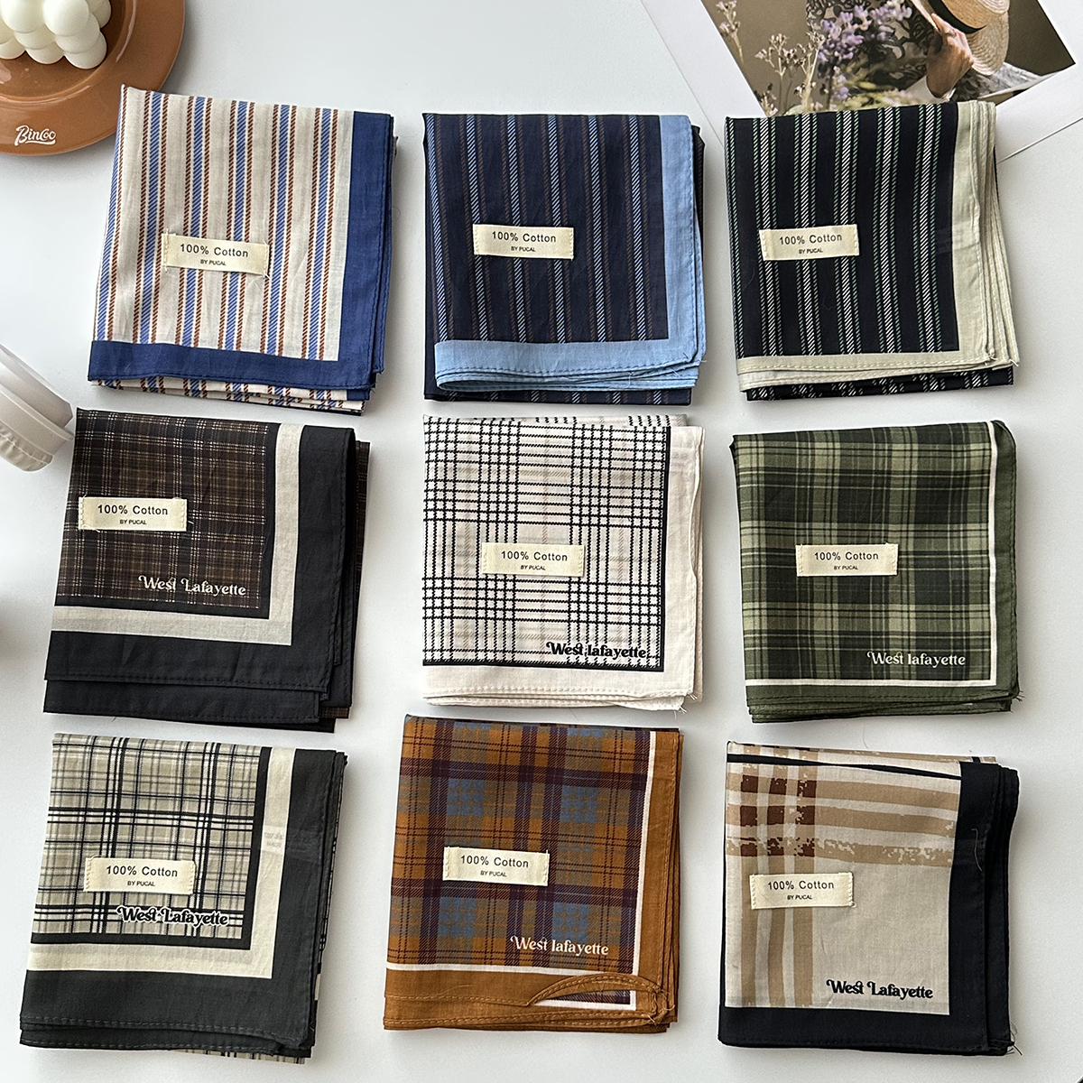Une écharpe carrée à carreaux de style Preppy à rayures 100% coton rétro littéraire polyvalente écharpe en soie décorative petite écharpe fraîche de style japonais