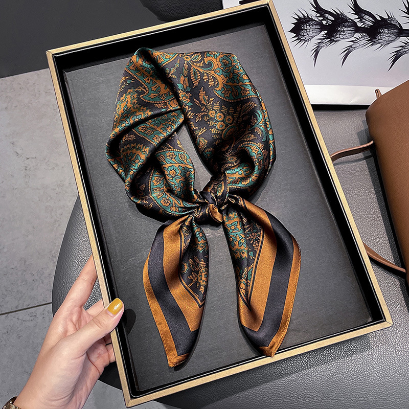 Foulard carré imprimé Imitation soie, foulard de tête pour femmes, accessoires de mode multifonctionnels, bandeau