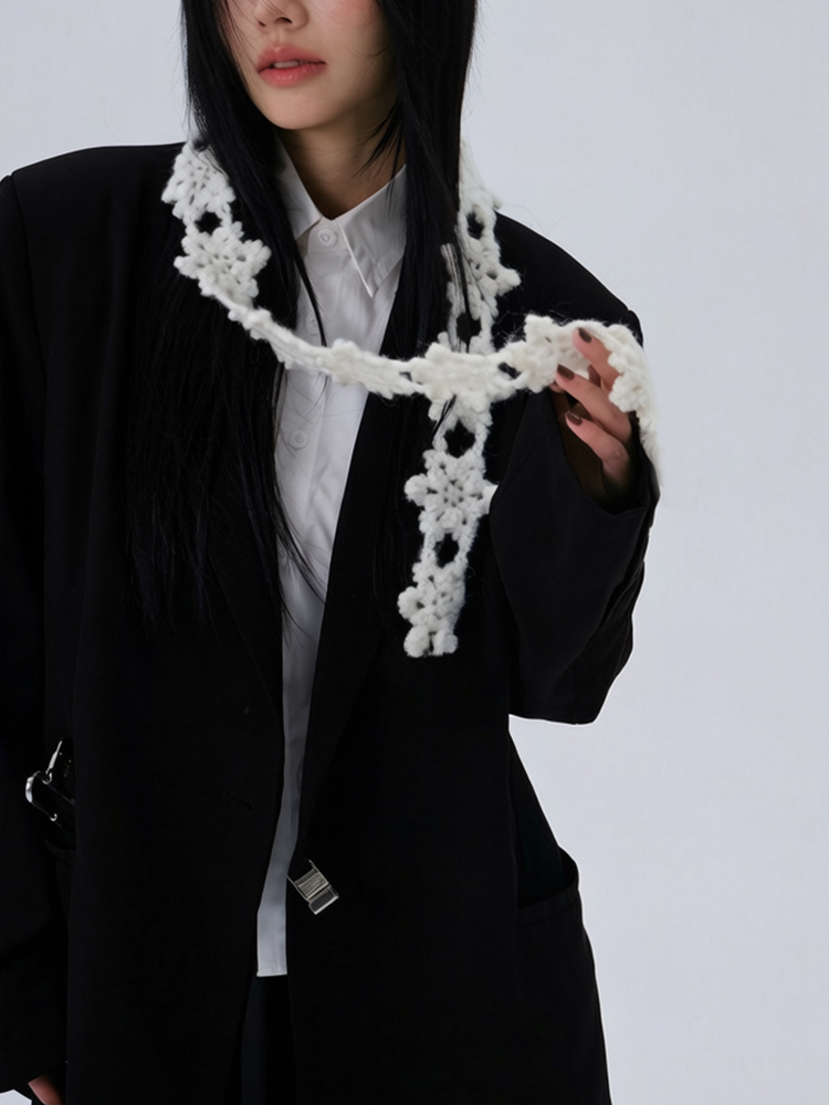 Écharpe-col en crochet tissée à la main avec motif floral pour femme, collection Printemps-Été, chaîne de pull, foulard floral, châle pour femme