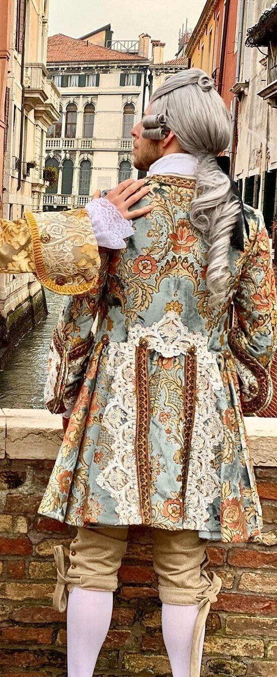 Costume de prince britannique de la fin du XVIIIe siècle, style Marie-Antoinette, pour homme noble, victorien, rococo, baroque, tenue de cour luxueuse