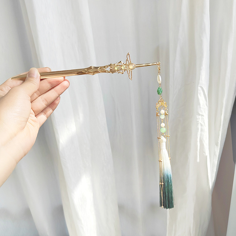 Épingle à cheveux épée avec pompon enroulé, Style ancien Hanfu, cravate pour cheveux secouant la tête, couvre-chef Simple de Style ancien